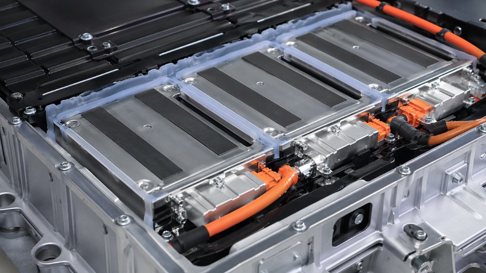 liquid-silicone-rubber-uses-01-ev-battery-pack-lsr-thermal-interface-seal